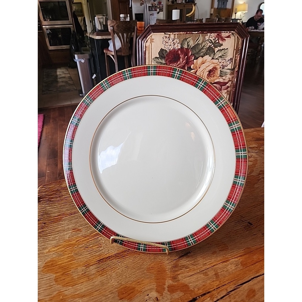 NWT Lenox Winter Greetings Plaid Dinner Plate‎ 847282 USA